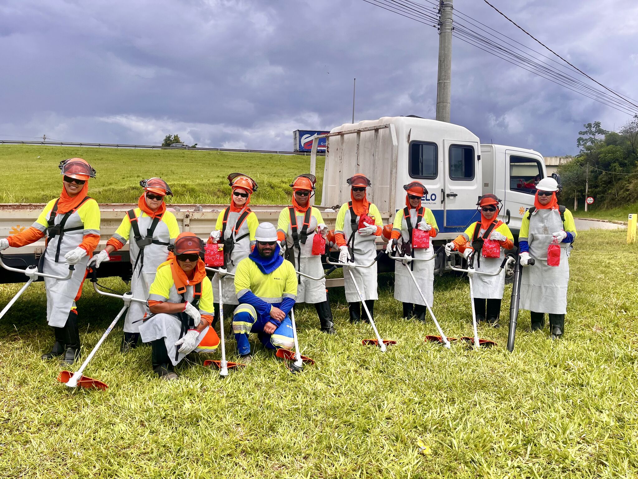 Mês da Mulher: serviço de Conservação do Corredor Dom Pedro de rodovias passa a contar com equipes 100% femininas